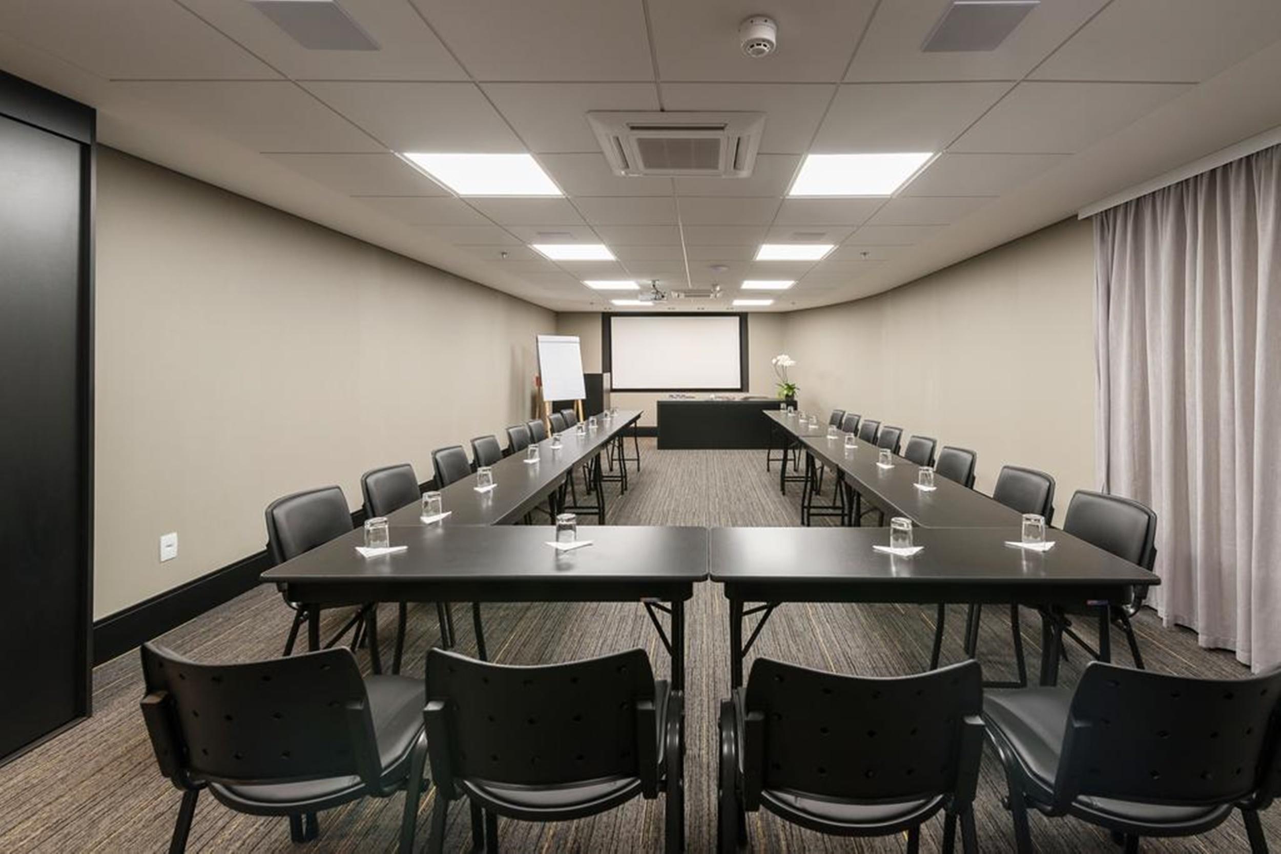 I Am Design Hotel Campinas By Hotelaria Brasil Exteriör bild